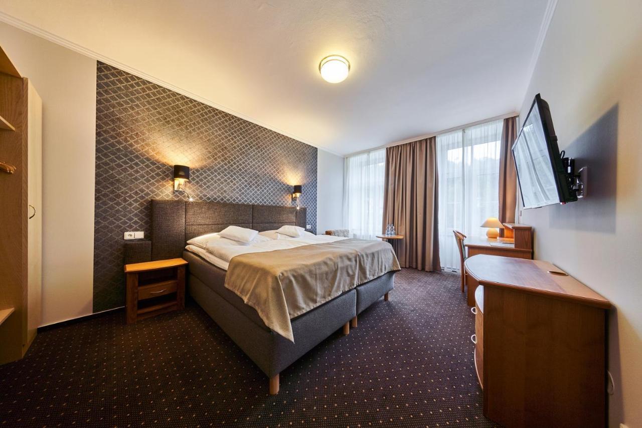 Hotel Adam Trutnov Exterior foto