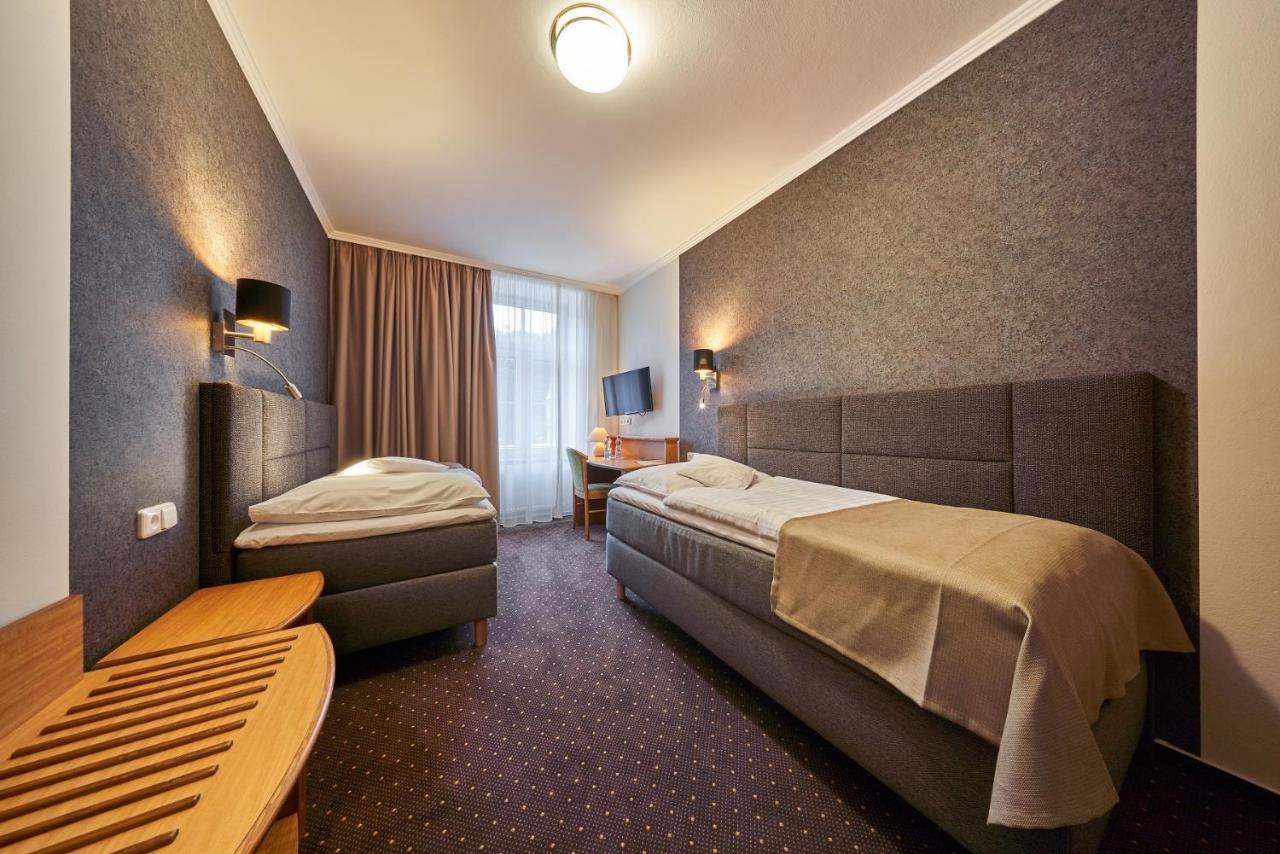Hotel Adam Trutnov Exterior foto