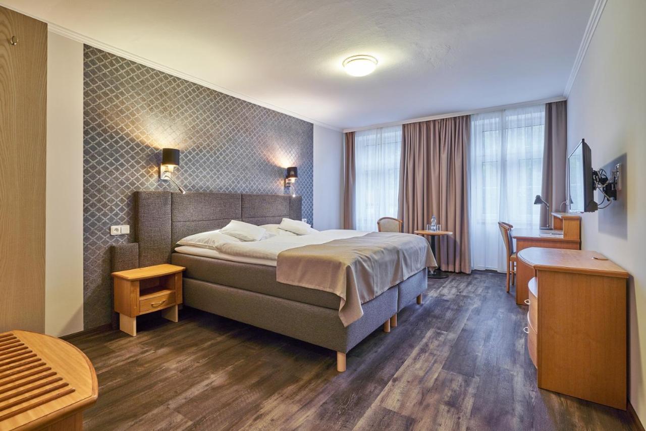 Hotel Adam Trutnov Exterior foto